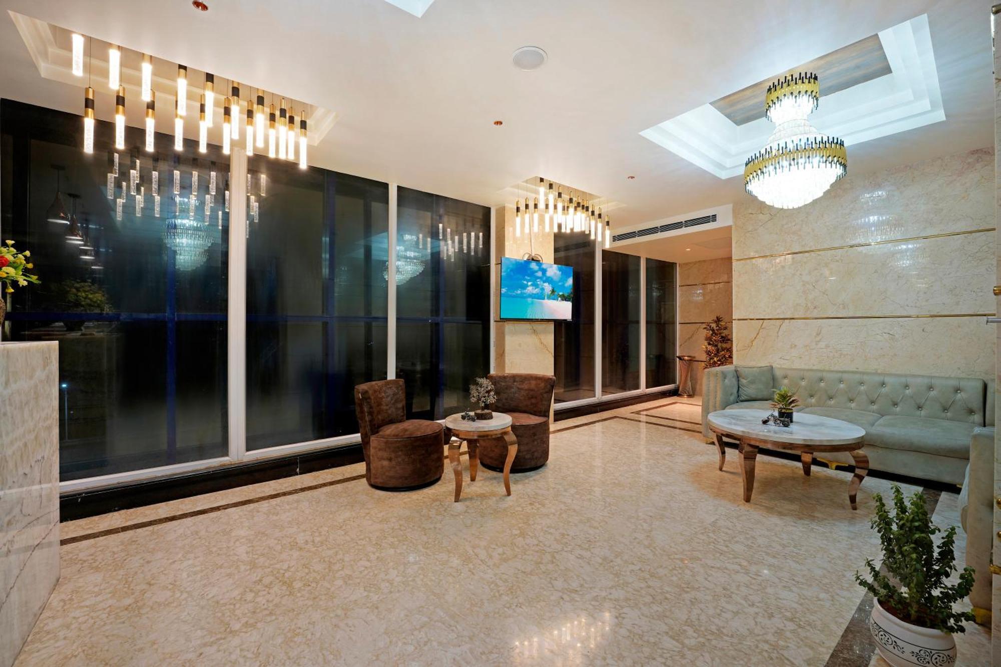 Kingston Hotel Bangalore Luaran gambar