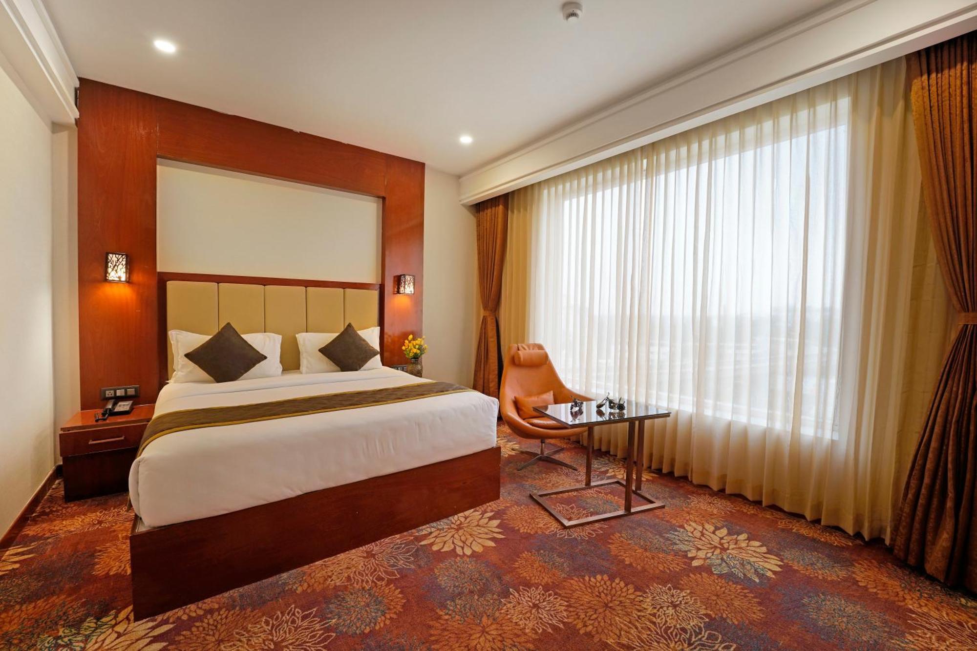 Kingston Hotel Bangalore Luaran gambar