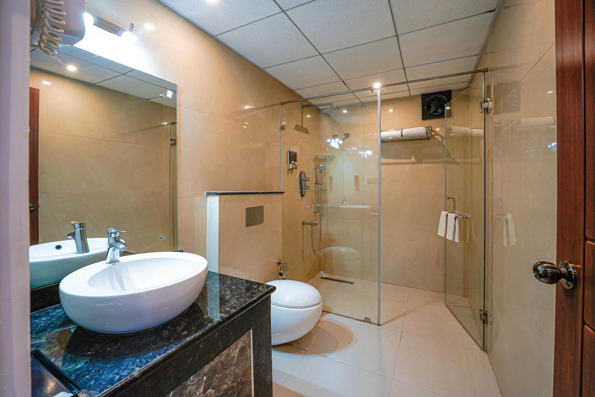 Kingston Hotel Bangalore Luaran gambar